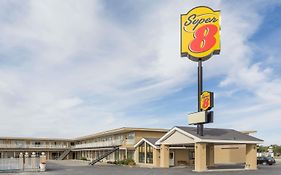 Super 8 By Wyndham Wells